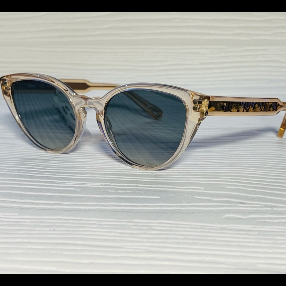 Chloé•CE757S 749•Translucent Peach Frames withGlittering Gold Core•Oval/Cat Eye
